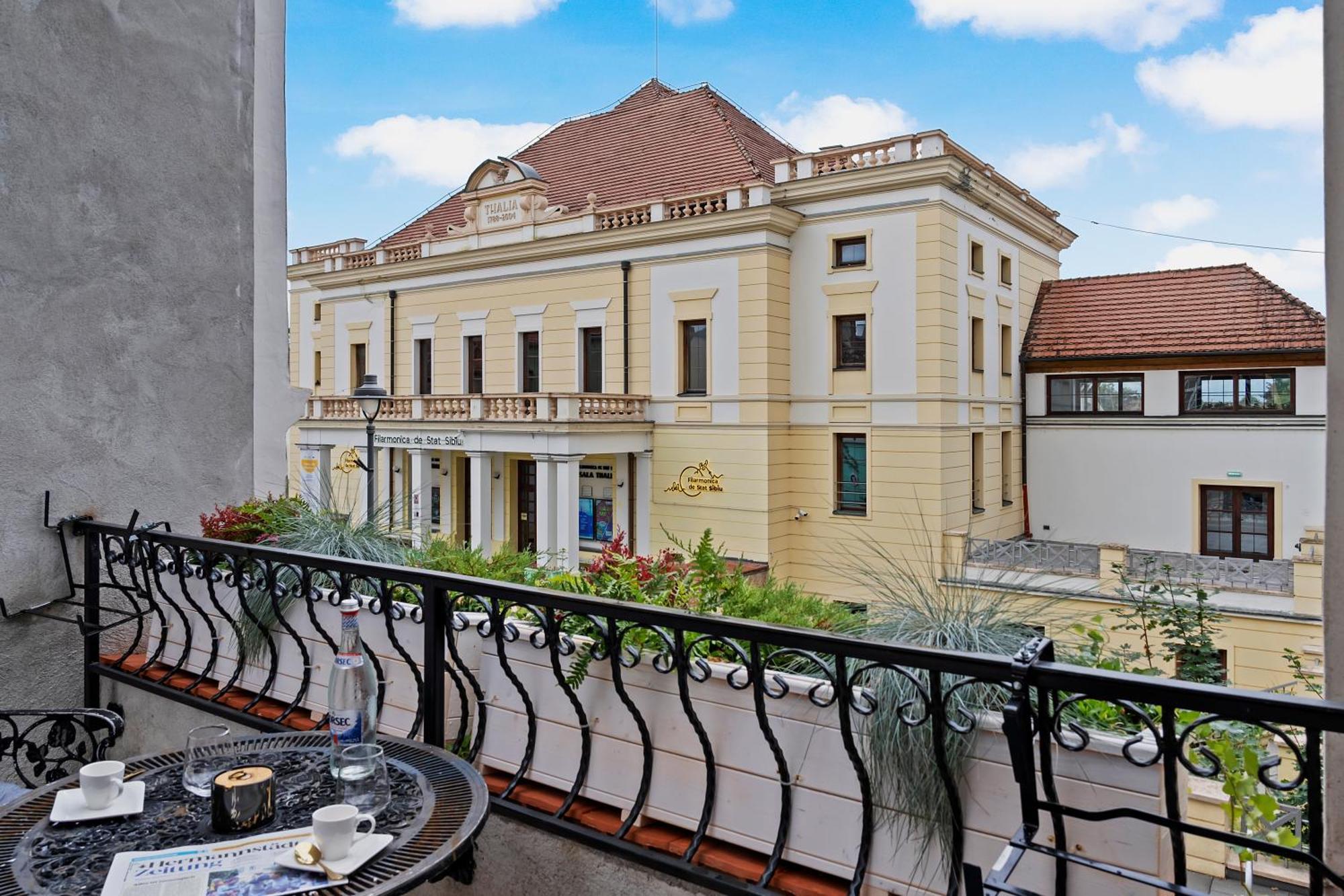 Gela'S Terrace Apartment Nagyszeben Kültér fotó